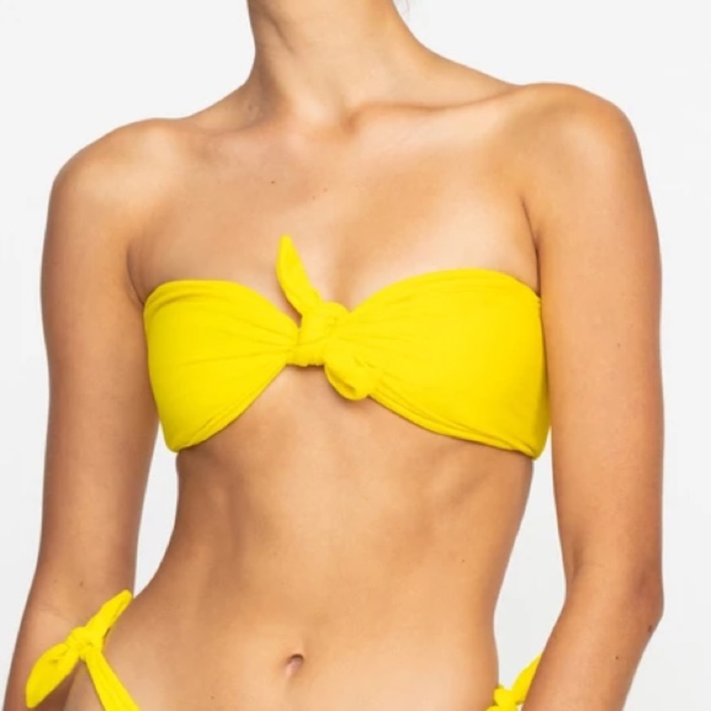 Mikoh takume top